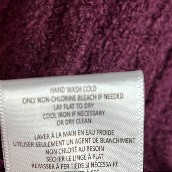 NEW Re/Done 60’s Shrunken sweater plum size L - Picture 9 of 9